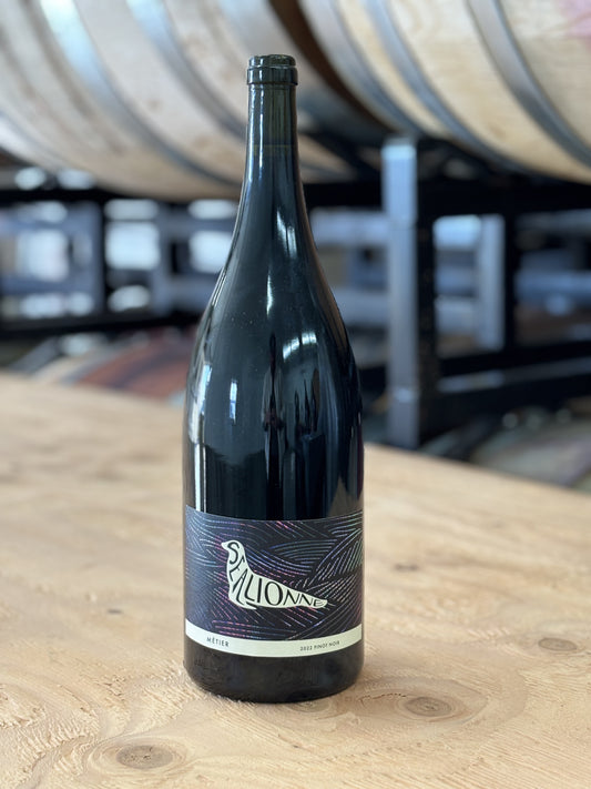 2022 Metier Pinot Noir Magnum